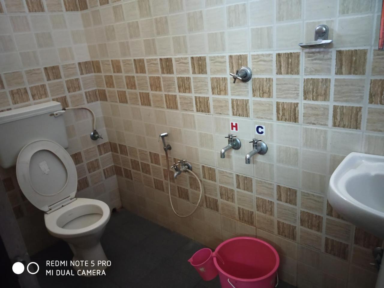 Chottanikara Hotel Woodlands מראה חיצוני תמונה